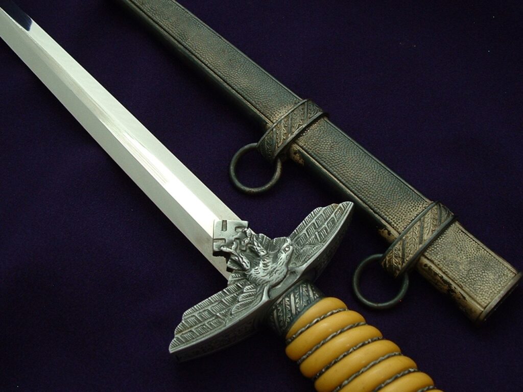 2nd Model Luft Officer's Dagger by Weyersberg - D1080 - 12