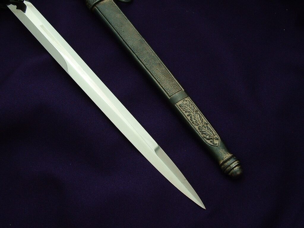 2nd Model Luft Officer's Dagger by Weyersberg - D1080 - 9