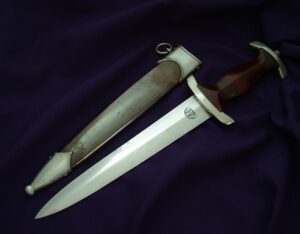 Early Stormtrooper's Dress Dagger by Malsch - D1083 - 2
