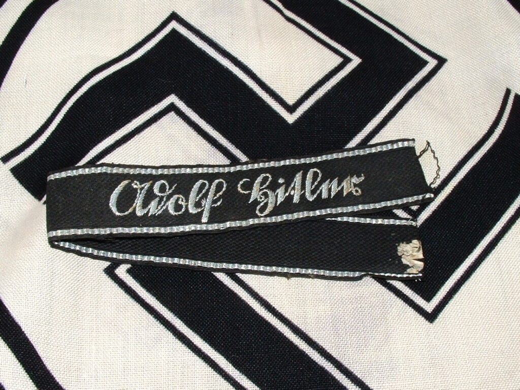 LAH SS Officer's Cut Off Cuff Title - C285 - 1