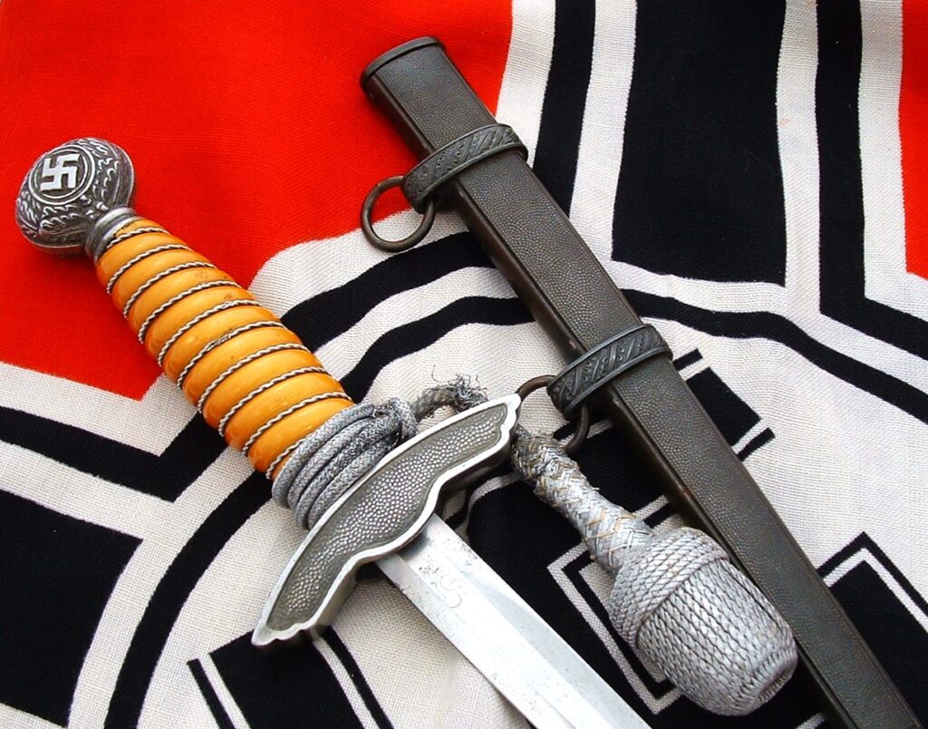 2nd Model Luftwaffe Officer's Dagger by Eickhorn - D1096 - 7