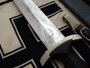 Ground Rohm Personalized SS Officer's Dagger by Herder - D091 - 13
