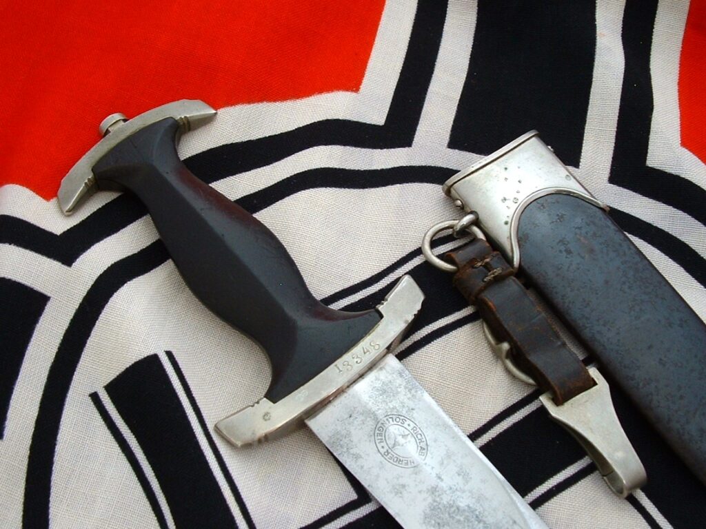 Ground Rohm Personalized SS Officer's Dagger by Herder - D091 - 6
