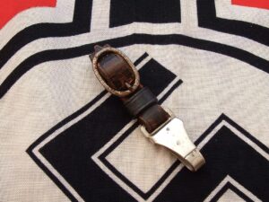 SS Dagger Hanger - A699 - 1