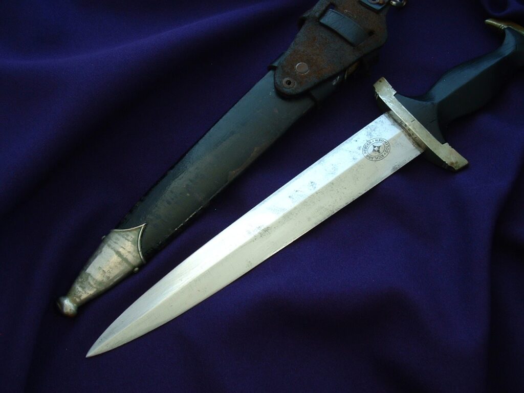 ID'd M33 SS Dagger by Herder - D1106 - 4