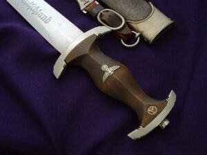 12 - Partial Rohm SA Honor Dagger by Eickhorn - D1119