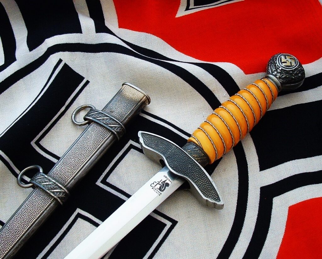 2nd Model Luftwaffe Officer's Dagger by Eickhorn - D1111 - 5