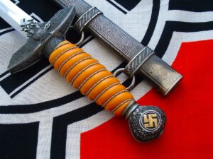 2nd Model Luftwaffe Officer's Dagger by Eickhorn - D1111 - 9