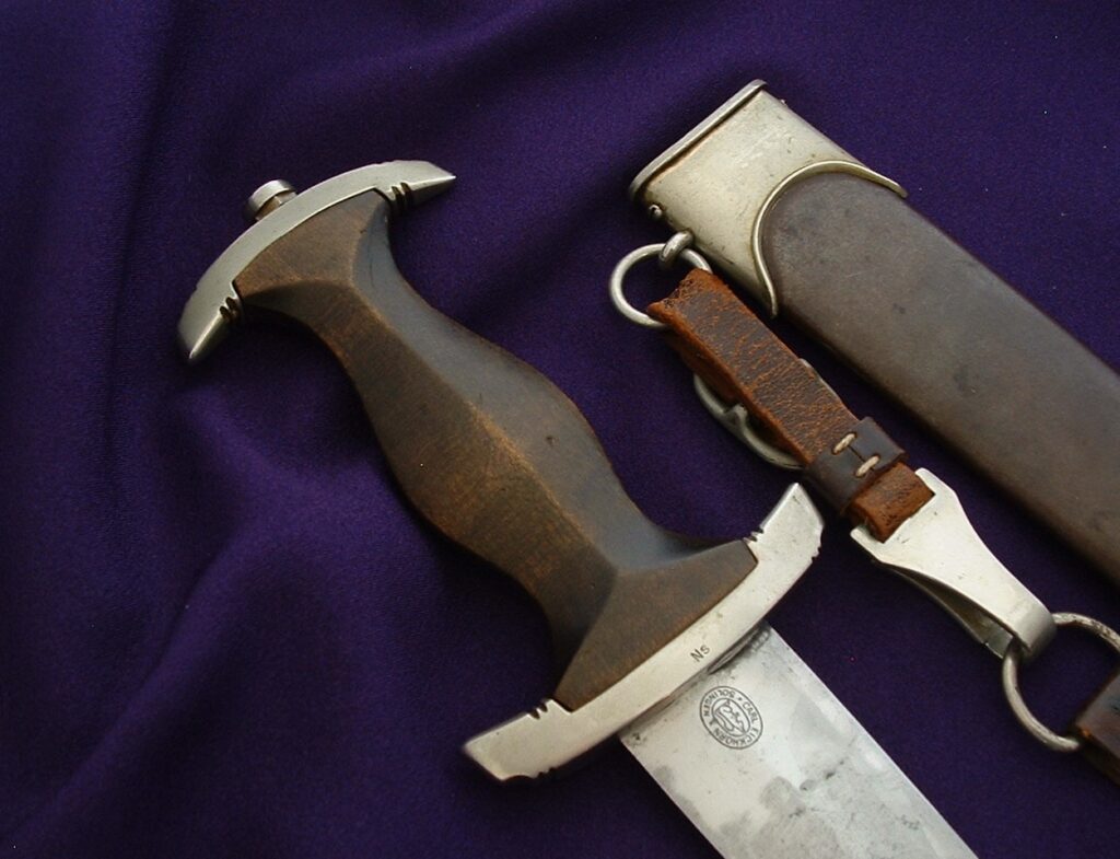 8 - Partial Rohm SA Honor Dagger by Eickhorn - D1119