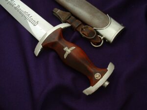 11 - Early Stormtrooper's Dagger by Malsch - D1126