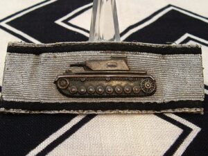 2 - Silver Tank Destruction Badge - M523