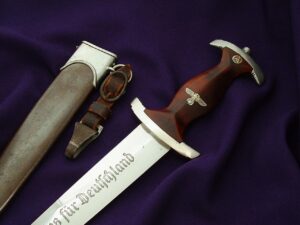 4 - Early Stormtrooper's Dagger by Malsch - D1126