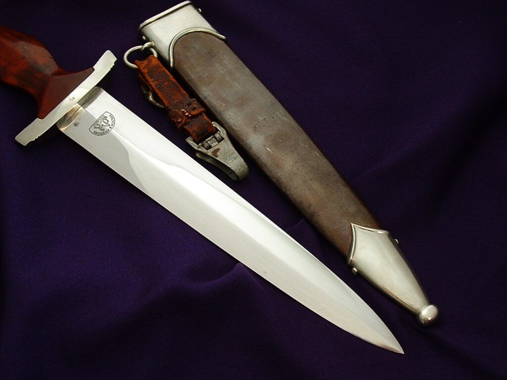 9 - Early Stormtrooper's Dagger by Malsch - D1126