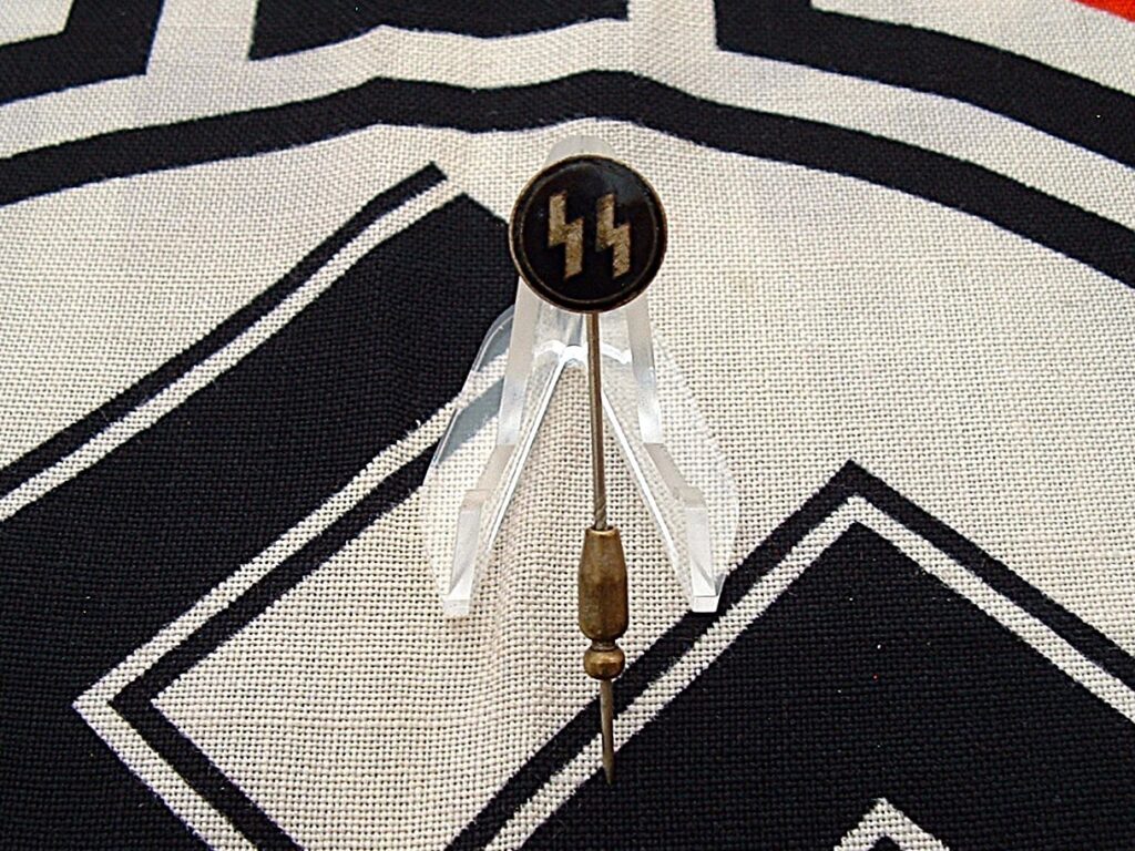 1 - SS Stick Pin by Hoffstatter - MR525