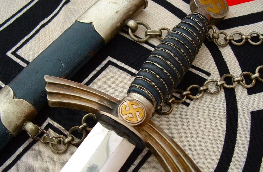 12 - 1st Model Luftwaffe Dagger by SMF - D1129