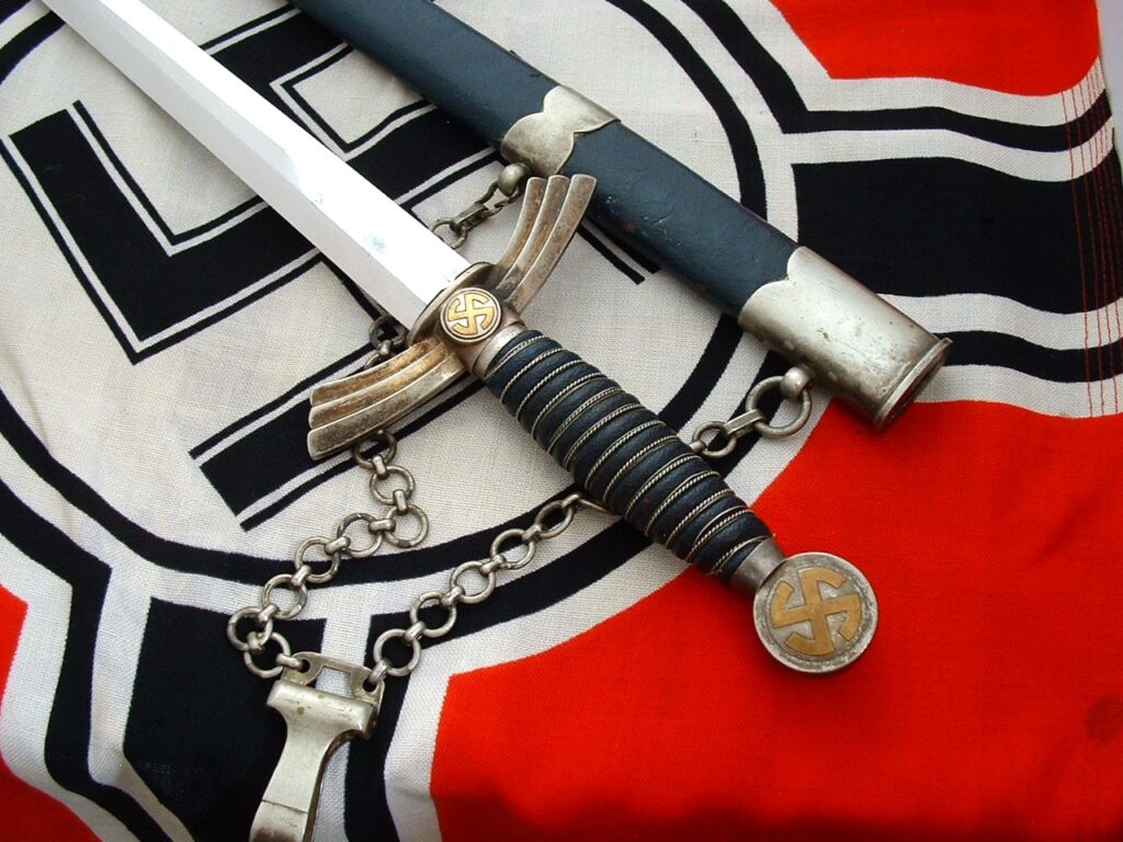 13 - 1st Model Luftwaffe Dagger by SMF - D1129