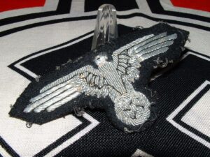 2 - SS Officer's Sleeve Eagle - CR302
