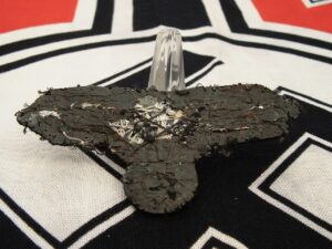 4 - SS Officer's Sleeve Eagle - CR302