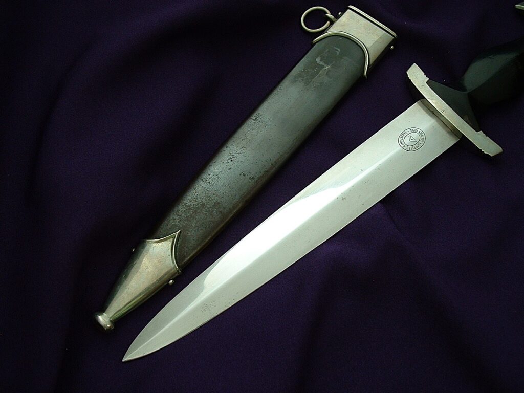3 - Early SS Dagger by Hammesfahr - D1134