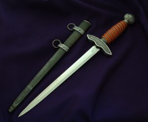 2 - 2nd Model Luftwaffe Officer's Dagger by WKC - D1141