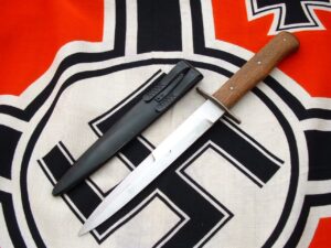 2 - Wehrmacht Fighting Knife- D1150