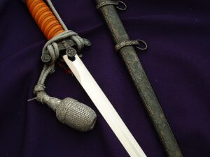 7 - Early Heer Dagger by Krebs - D1148
