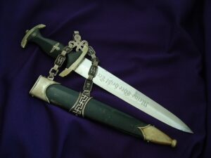 2 - Early M36 SS Chain Dagger - D1156