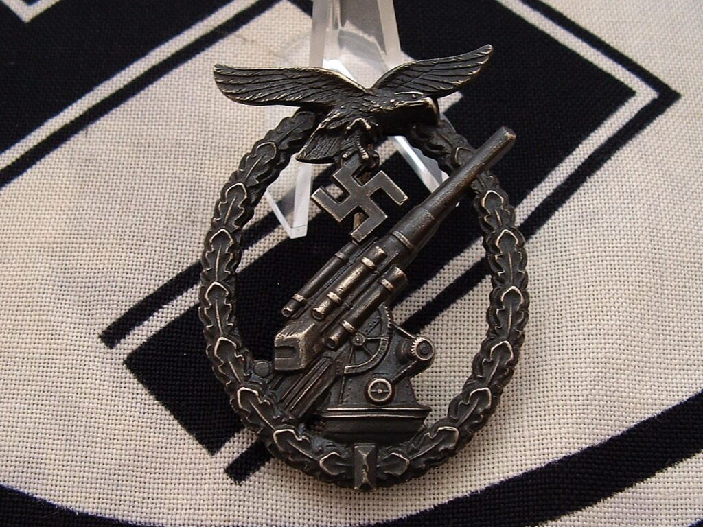 4 - Luftwaffe Flak Badge by Juncker - M529