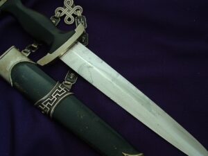 8 - Early M36 SS Chain Dagger - D1156