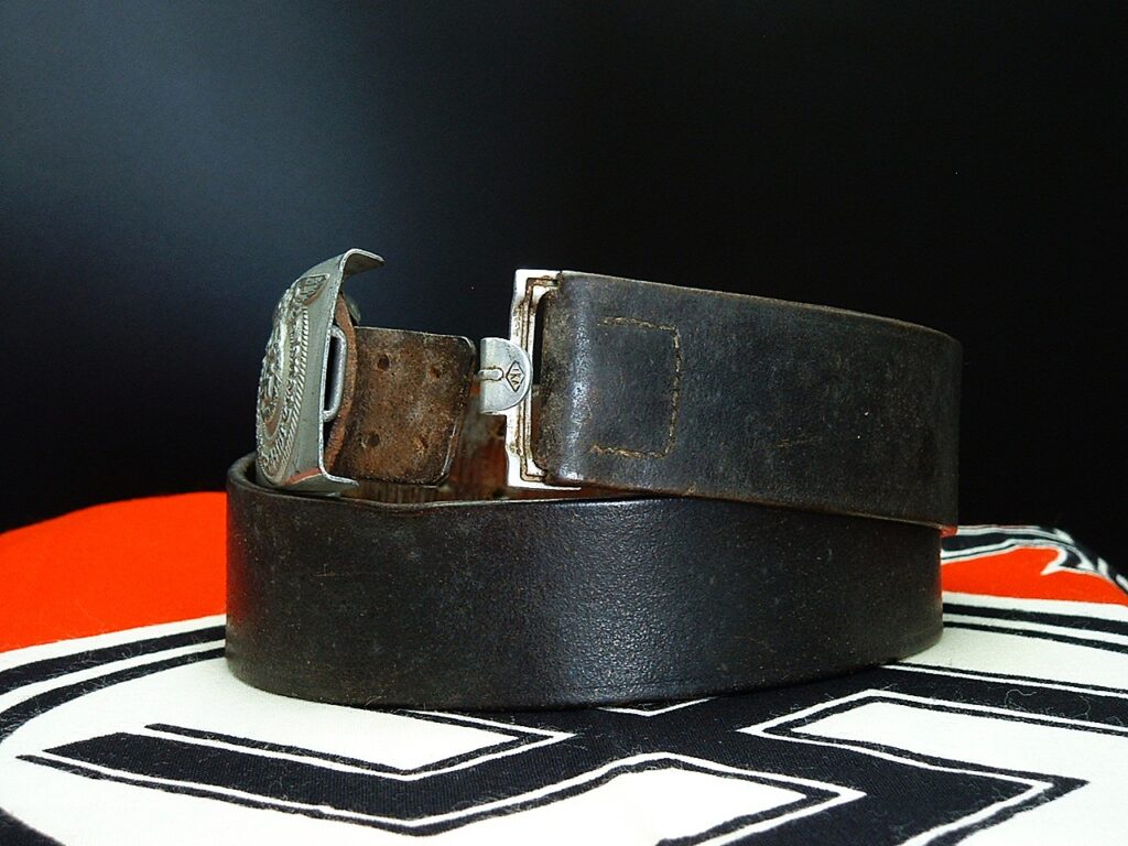 4 - Waffen SS Belt Rig - B214