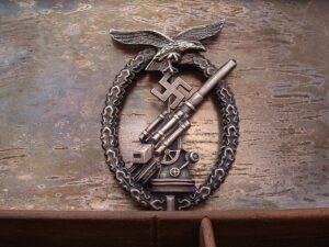 1 - Early Buntmetal Flak Badge by Hobacher - M539