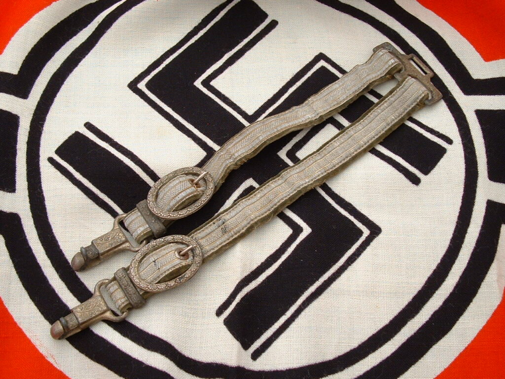 1 - Upgraded Army Hangers - A778