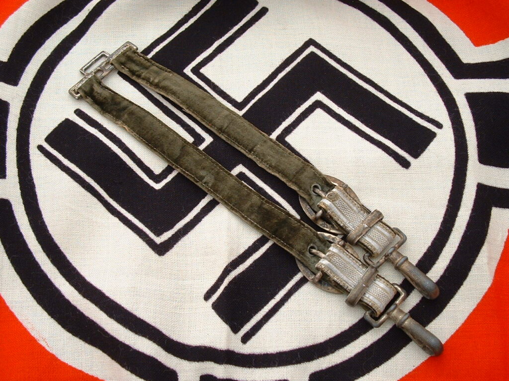 2 - Basic Army Hangers - A777