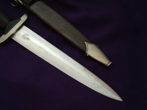 8 - Early M33 SS Dagger by Boker - D1164