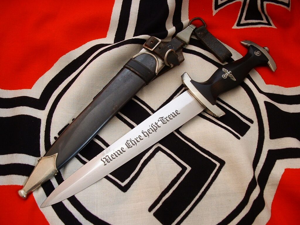 1 - M33 SS Dagger by Klaas - D1201