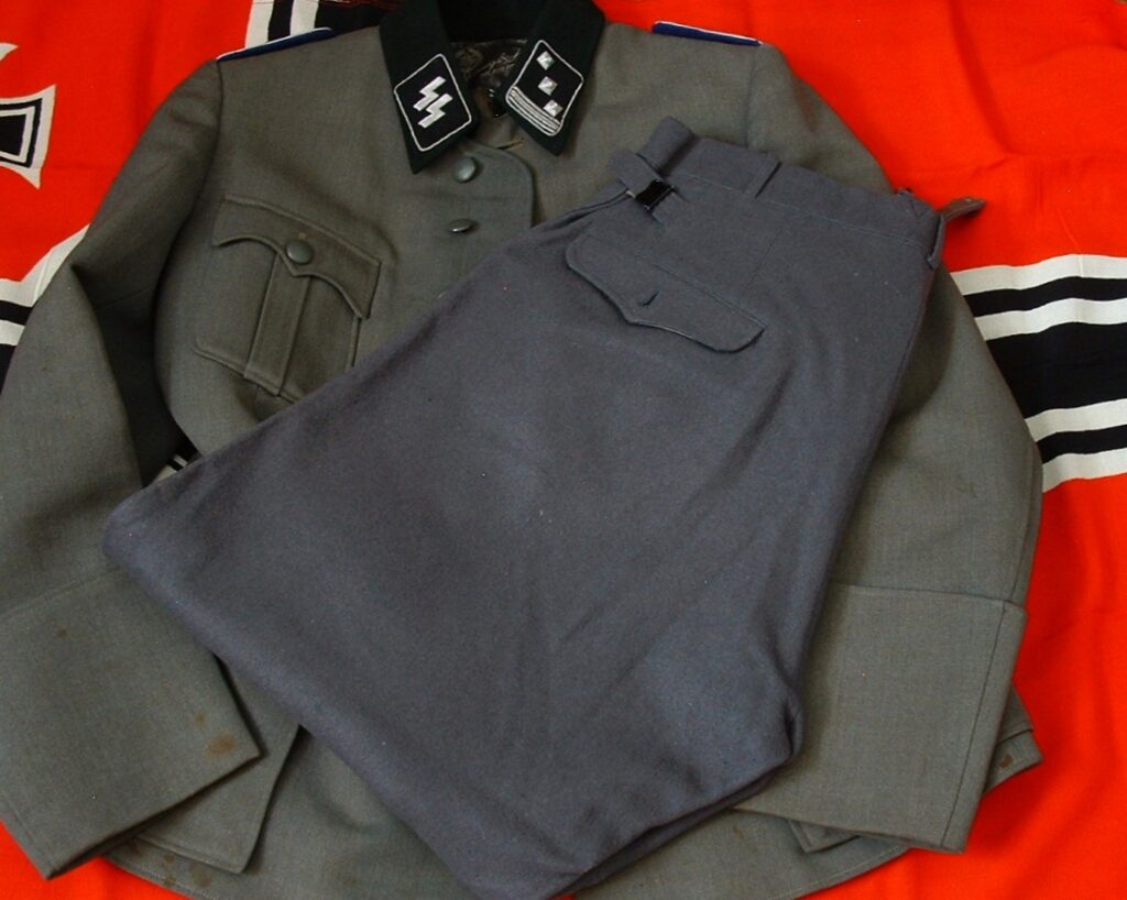 19 - Veteran Acquired SS Officer's Tunic & More - G269