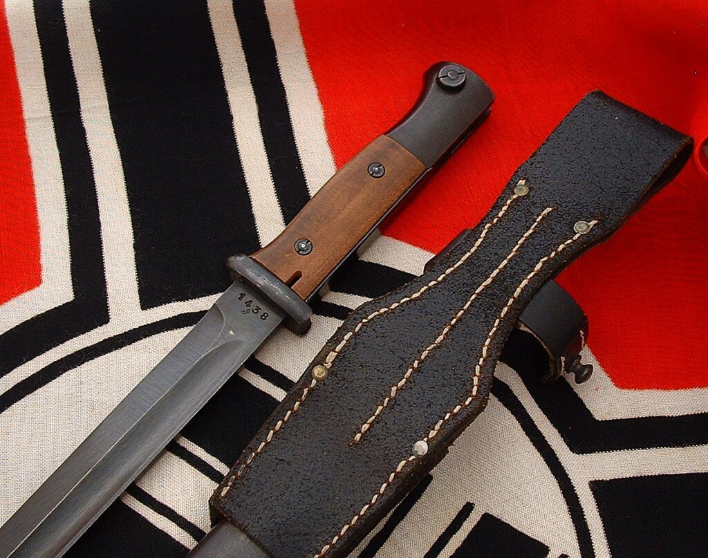 2 - K98 Bayonet 44 cvl by E. Pack - D1198