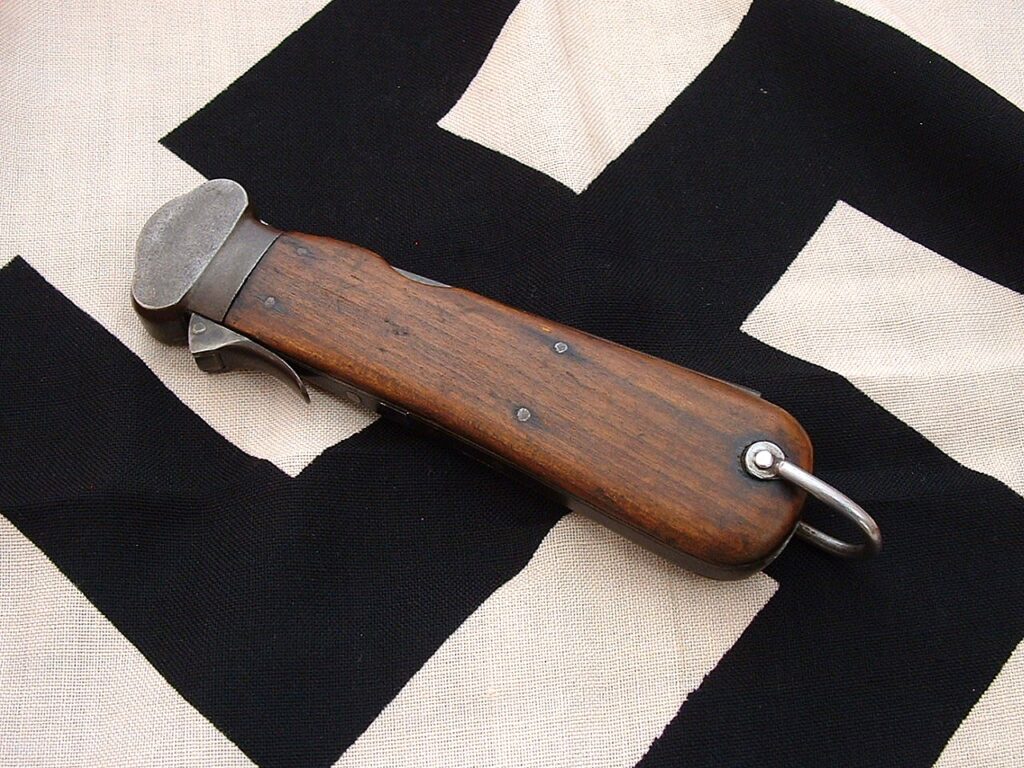 2 - Wehrmacht Gravity Takedown Knife by Weyersberg - D1196