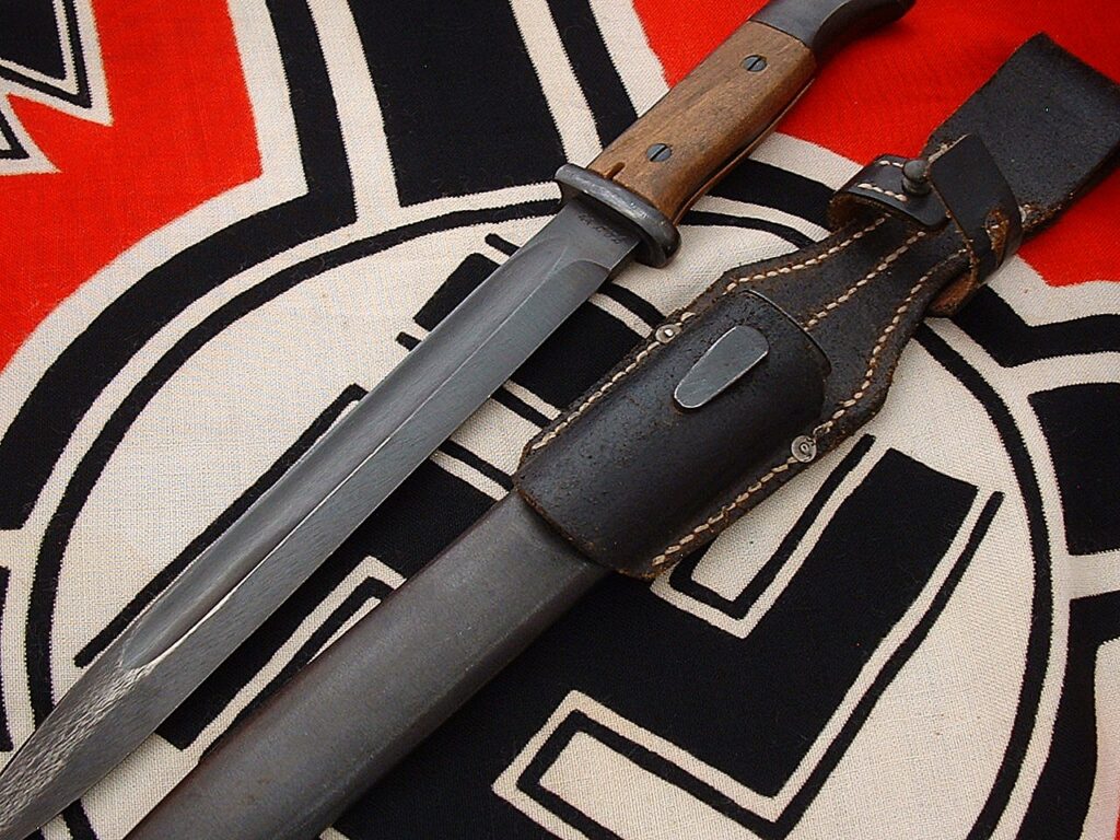 3 - K98 Bayonet 44 cvl by E. Pack - D1198