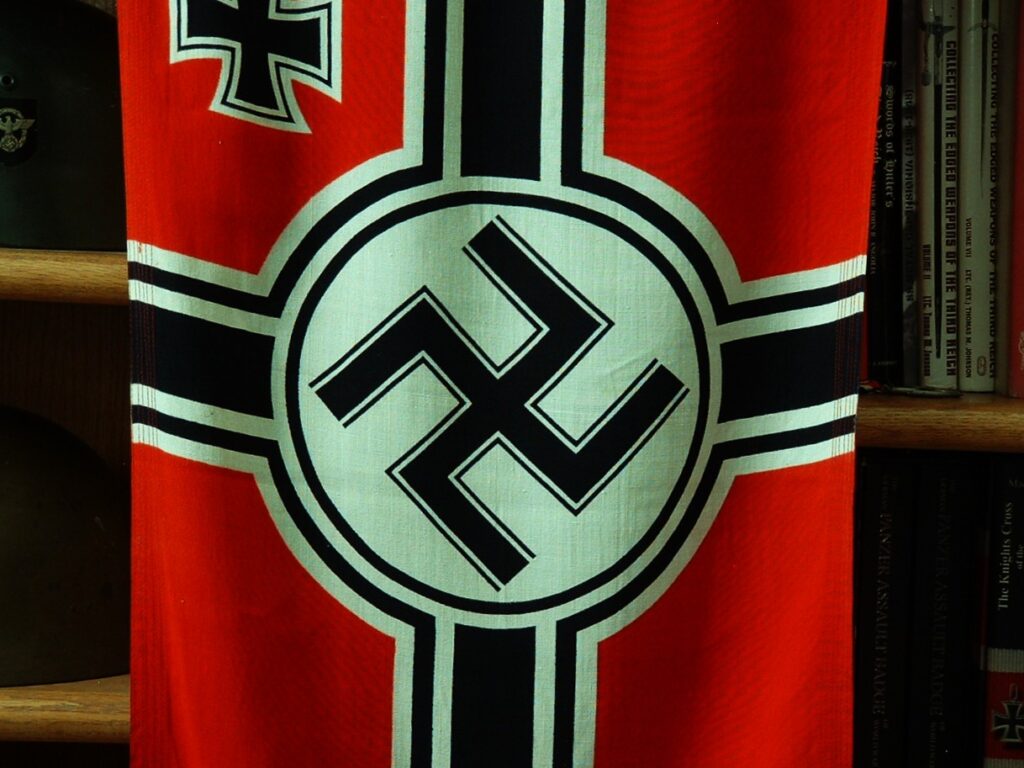 4 - U-Boat Size Battle Flag - F208