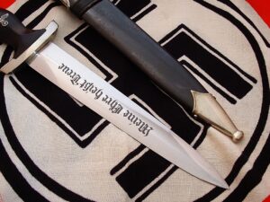 9 - M33 SS Dagger by Klaas - D1201