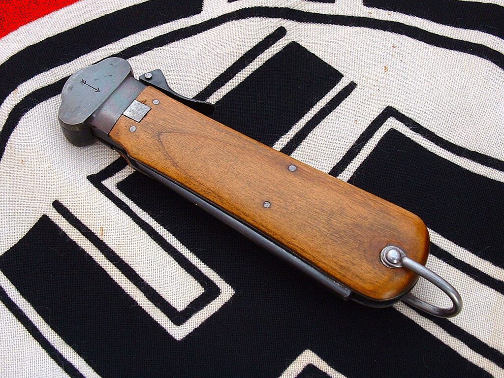 1 - Minty Type II Gravity Knife by Weyersberg - D1202