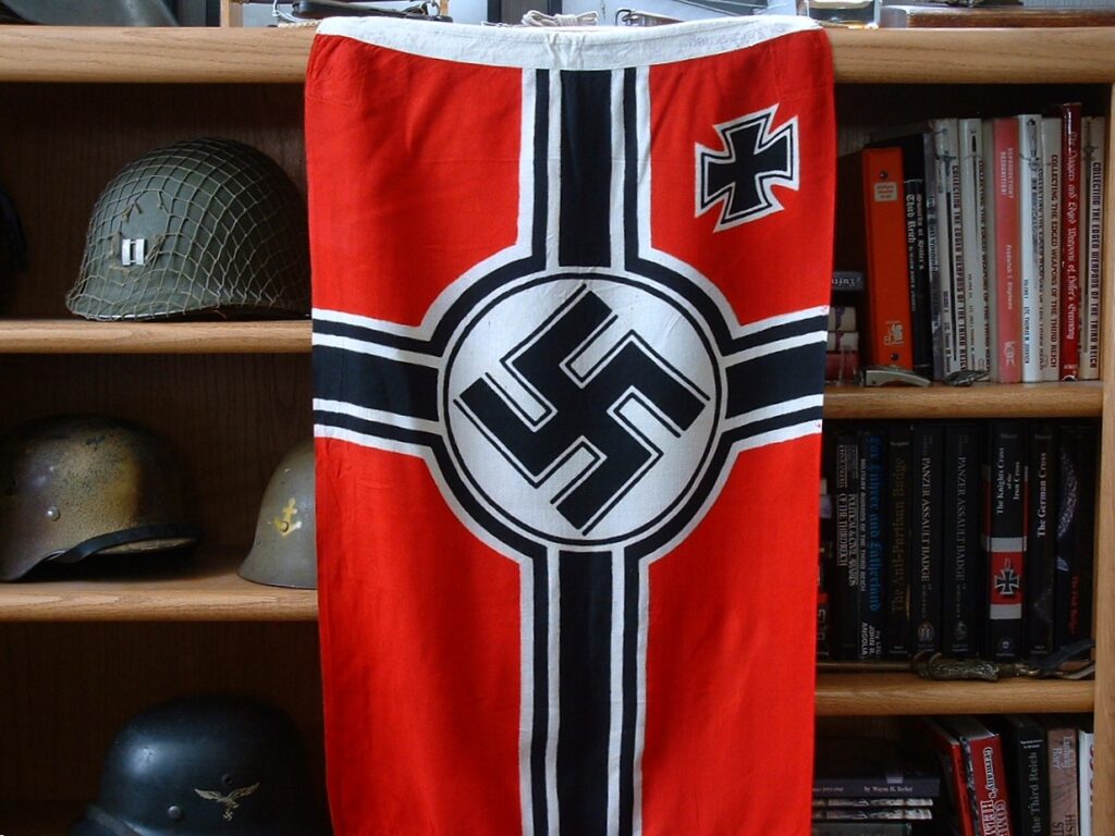 1 - U-Boat Size Battle Flag 50x85 - F210