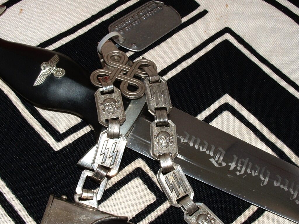 11 - Early M36 SS Chain Dagger Type C - D1203