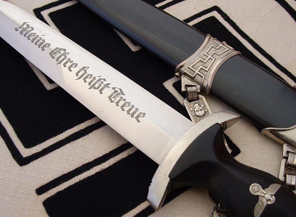 13 - Early M36 SS Chain Dagger Type C - D1203