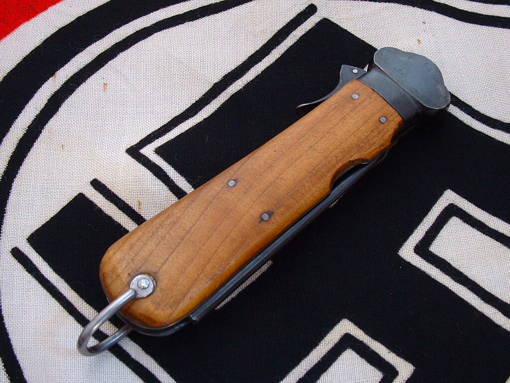2 - Minty Type II Gravity Knife by Weyersberg - D1202