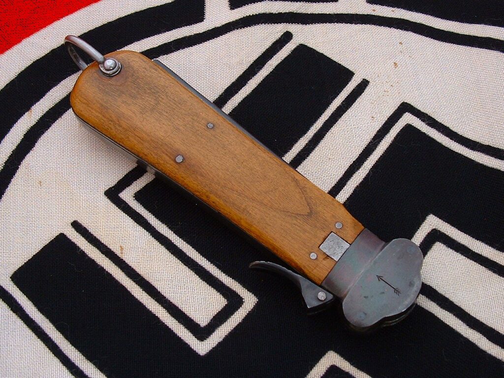 4 - Minty Type II Gravity Knife by Weyersberg - D1202