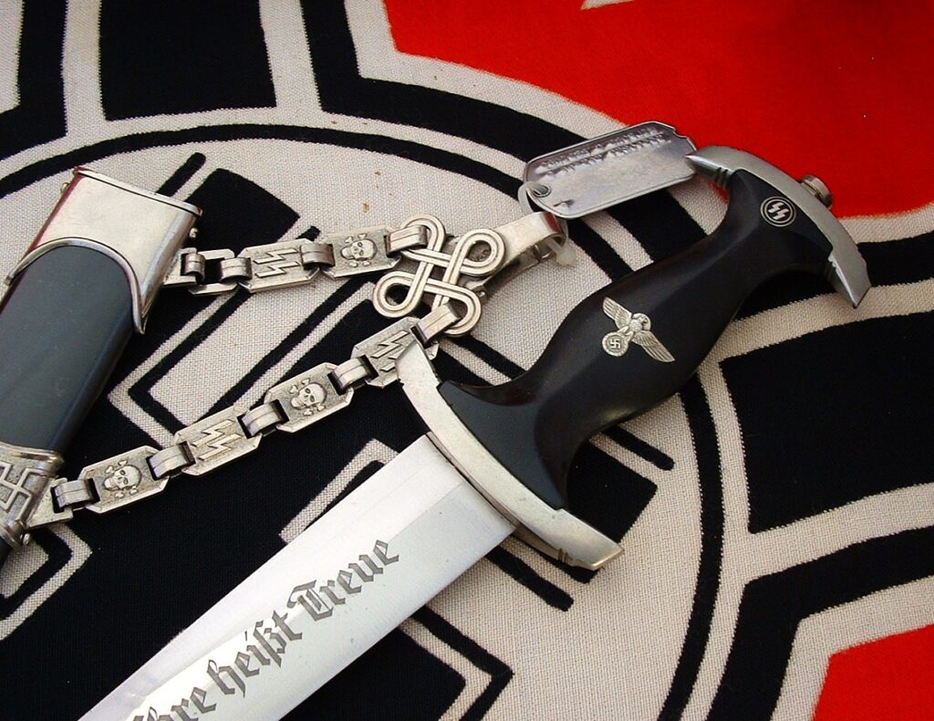5 - Early M36 SS Chain Dagger Type C - D1203