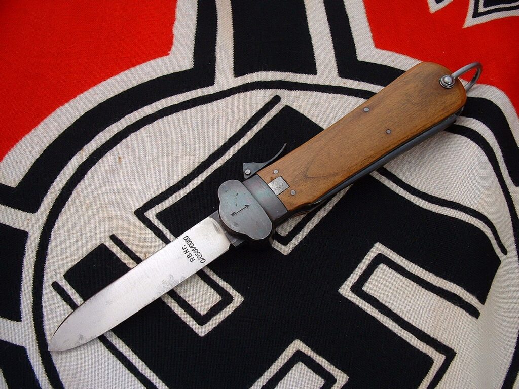 5 - Minty Type II Gravity Knife by Weyersberg - D1202