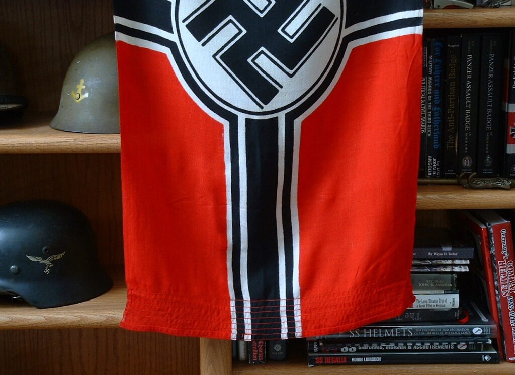 6 - U-Boat Size Battle Flag 50x85 - F210